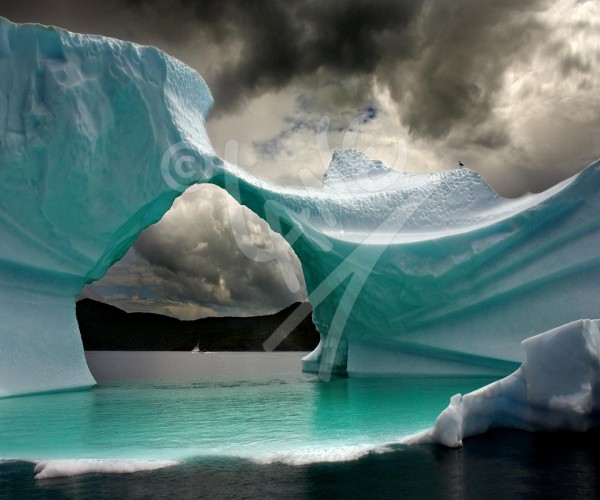 Leading Tickles iceberg